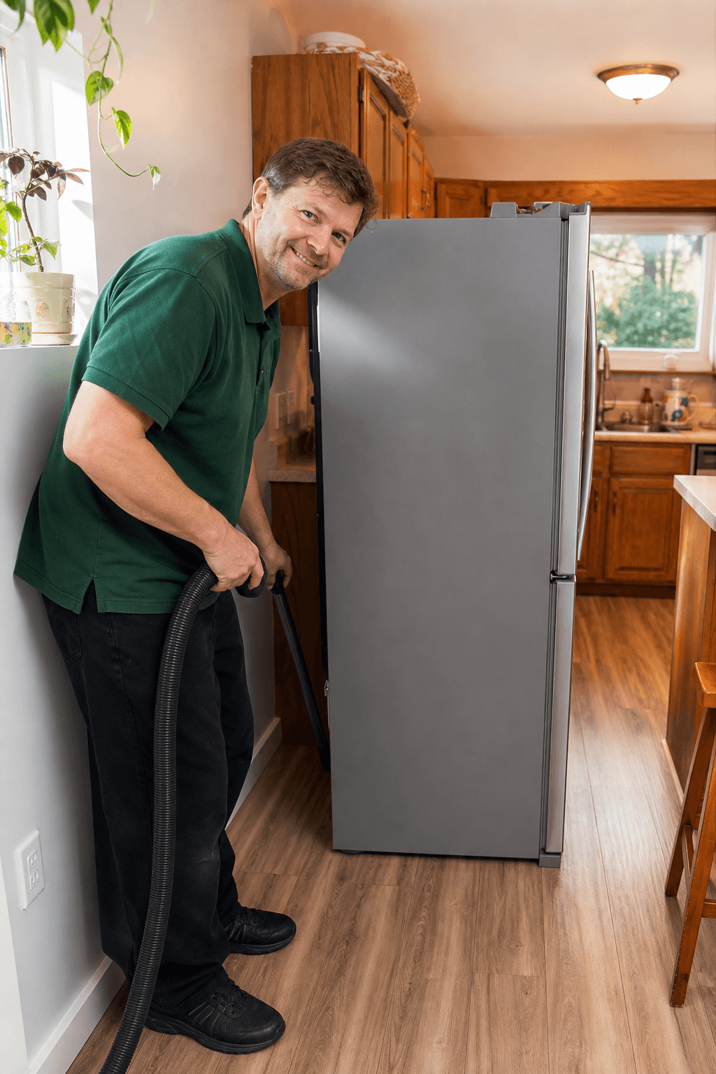 Behind the fridge, dust gone